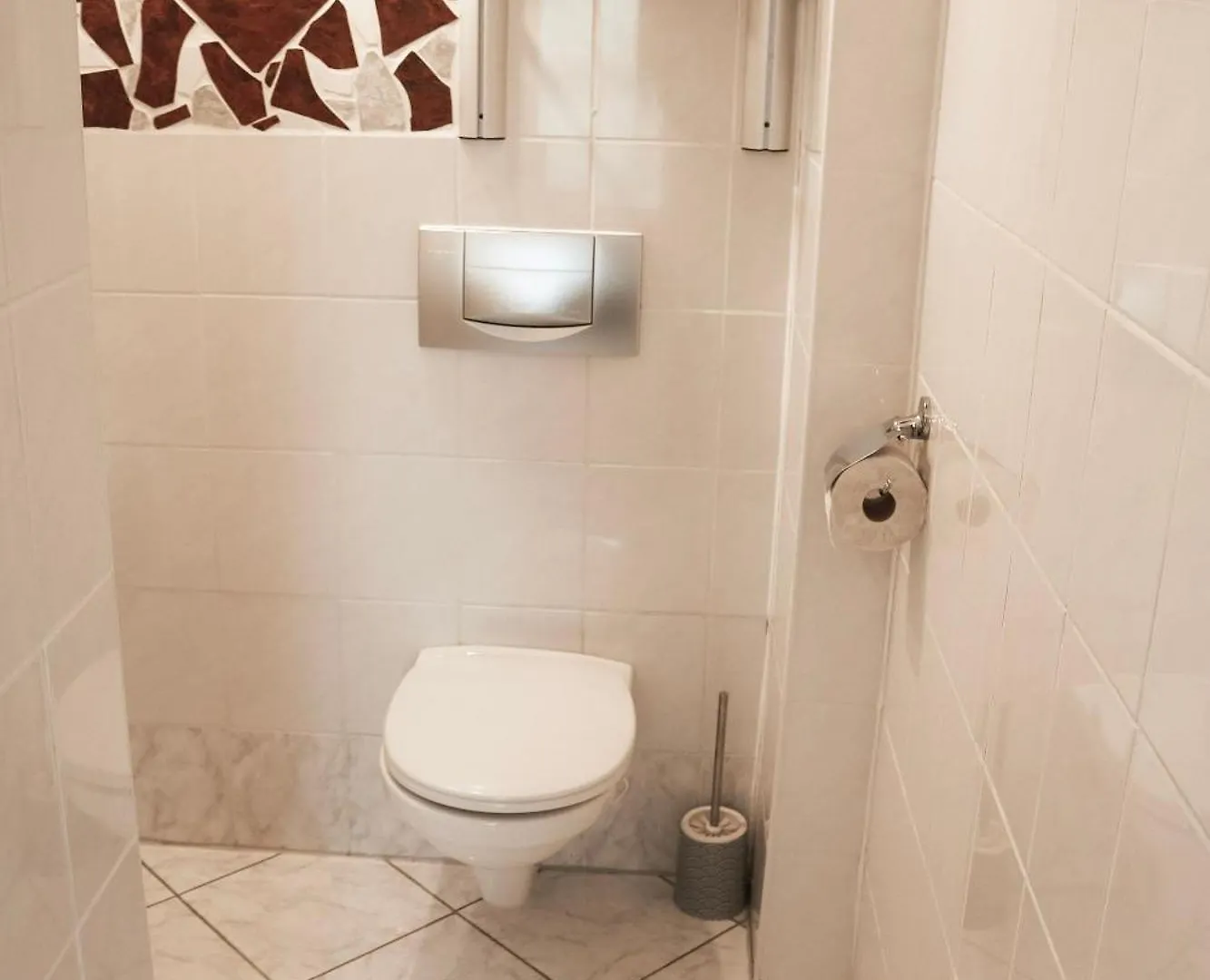 Cozy And Charming Apartment Near City Centre With 2 Bathrooms Štýrský Hradec