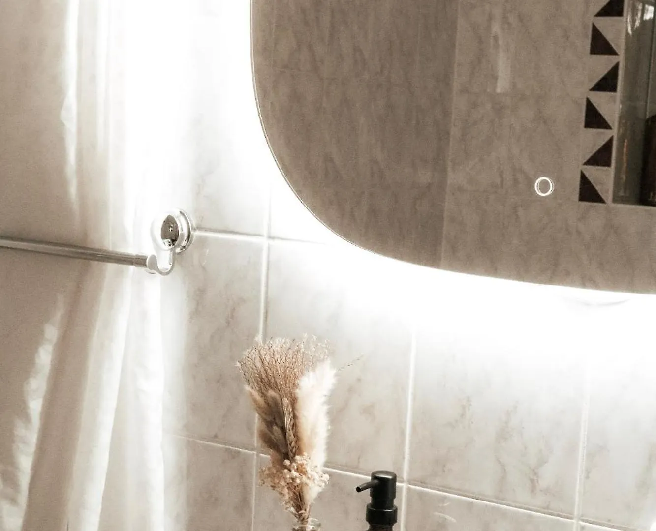 Cozy And Charming Apartment Near City Centre With 2 Bathrooms Štýrský Hradec Rakousko