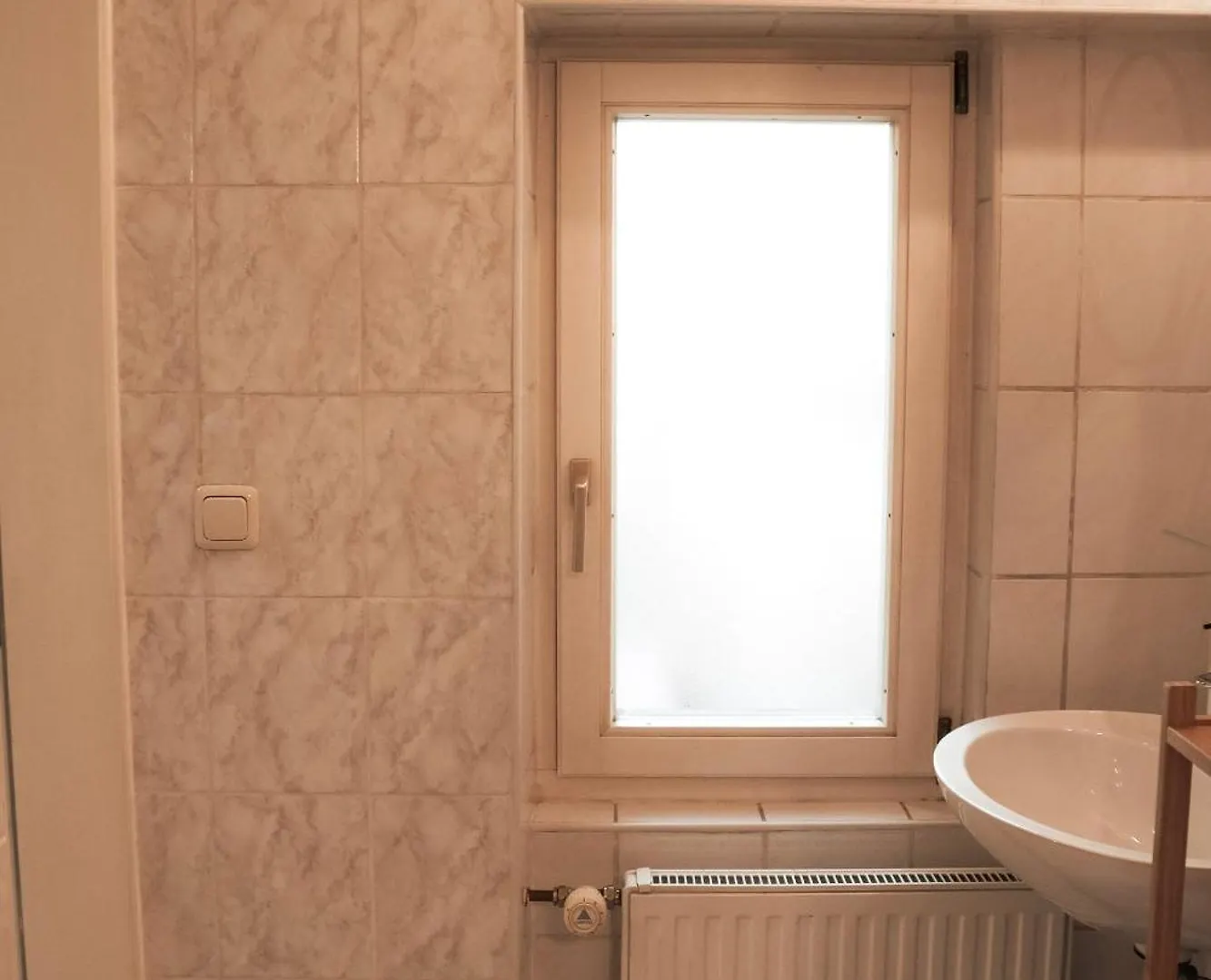 Cozy And Charming Apartment Near City Centre With 2 Bathrooms Graz