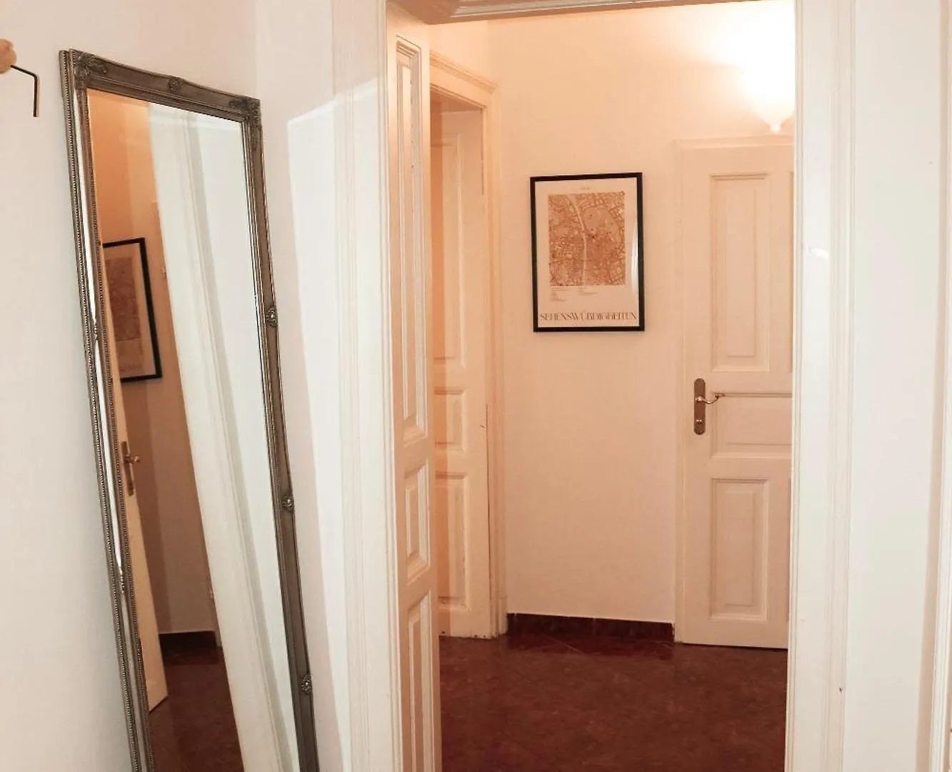 Cozy And Charming Apartment Near City Centre With 2 Bathrooms Graz Austria